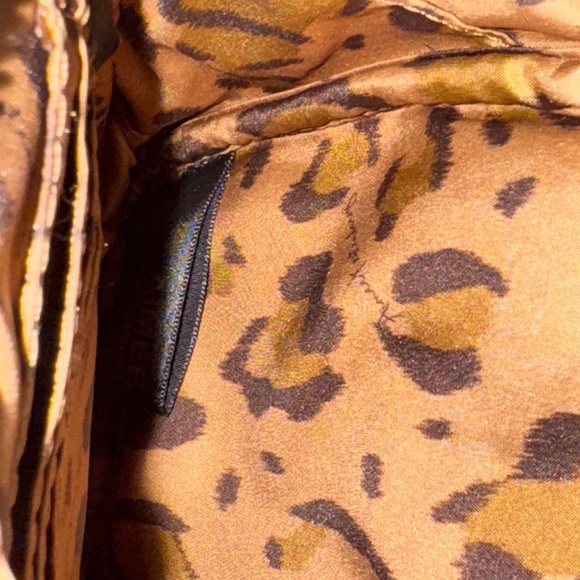 New Aimee Kestenberg Tamitha Crossbody Bag Biker Chain Phone Gunmetal - Picture 6 of 11